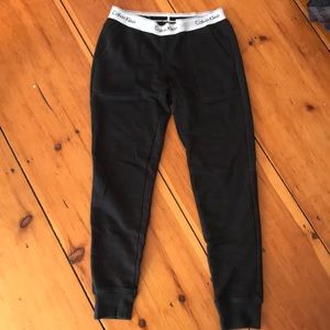 Calvin Klein Lowrise Joggers With Pockets